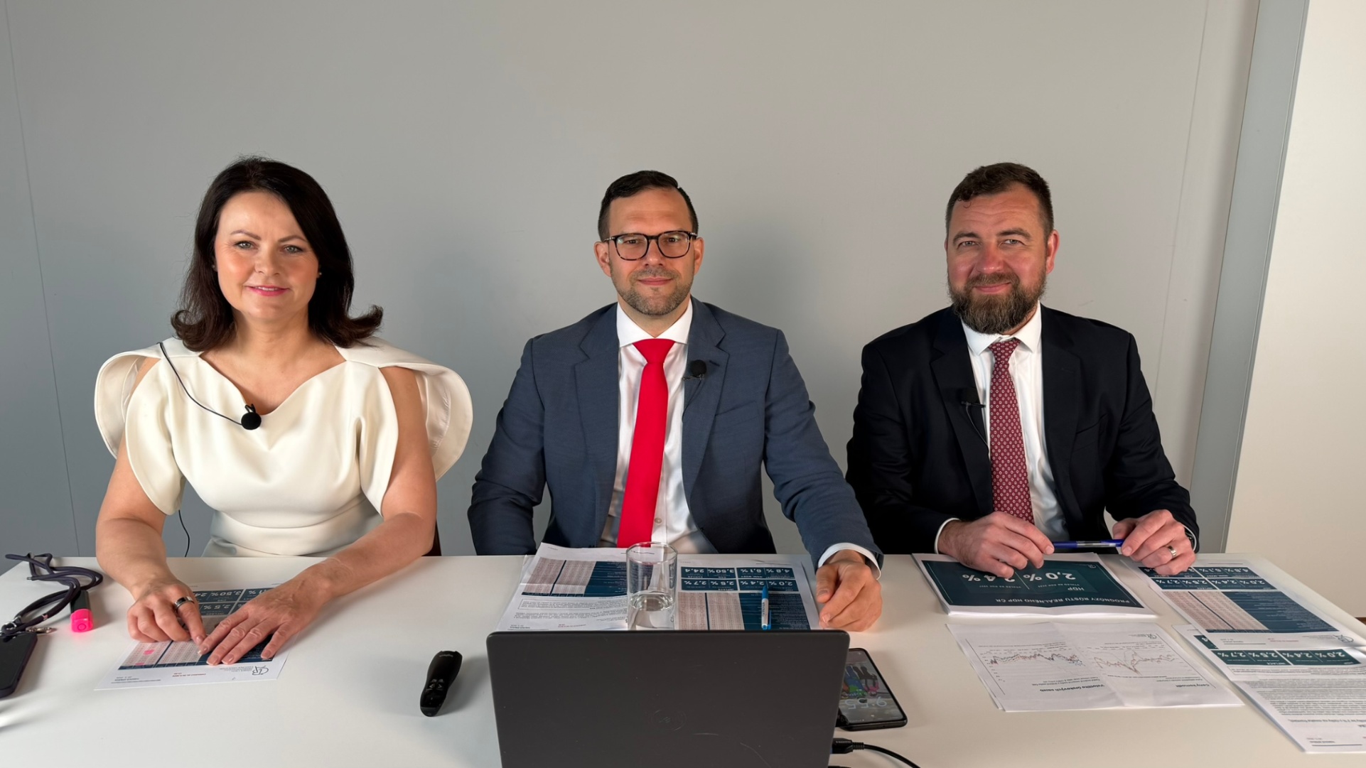 MAKROEKONOMICKÁ PROGNÓZA ČBA 2Q 26